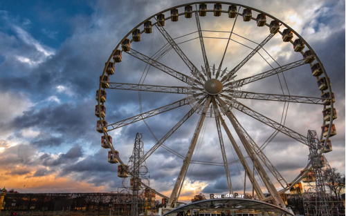 品牌營銷中的(de)理(lǐ)性與感性